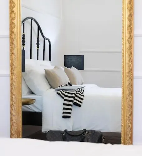 In Apartman *